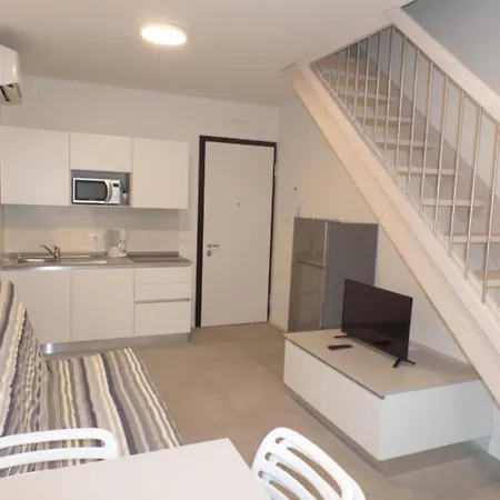 Cozy In A Fenced Complex With Pool * Bibione
